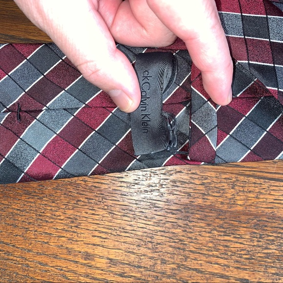 Calvin Klein Tie (3.25”) - Picture 5 of 5